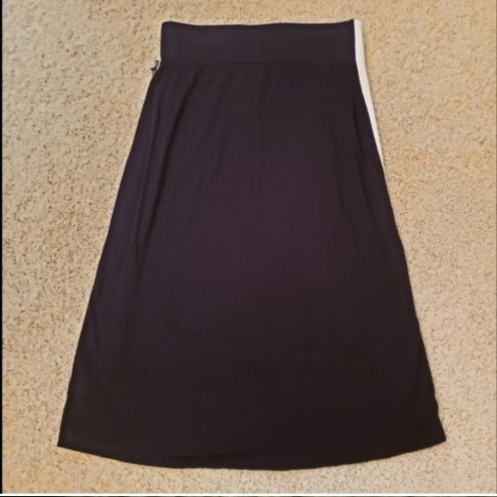 Bailey 44 Finish Line Skirt Black & White Size Small New With Tags